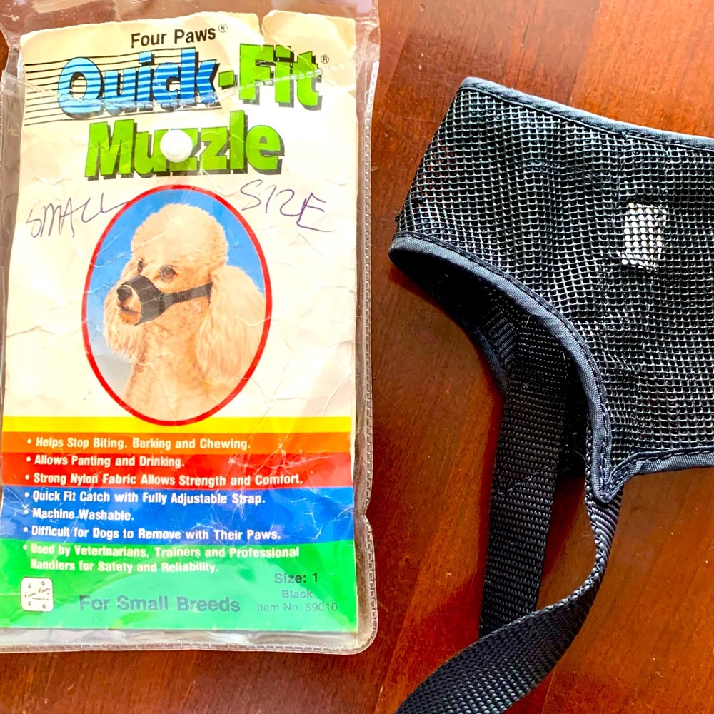 COPY - Four Paws Quick Fit Adjustable Dog Muzzle, Black, Size 1
